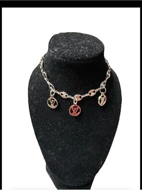 Stainless steel Silver-Tone Chain Bracelet with Triple Disc Charms